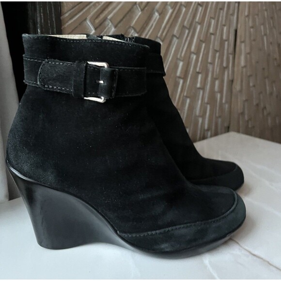 You By Crocs Leather Suede Ankle Boots Bootie Wedge Heels Zip Closure Wmn 10 - Picture 3 of 11